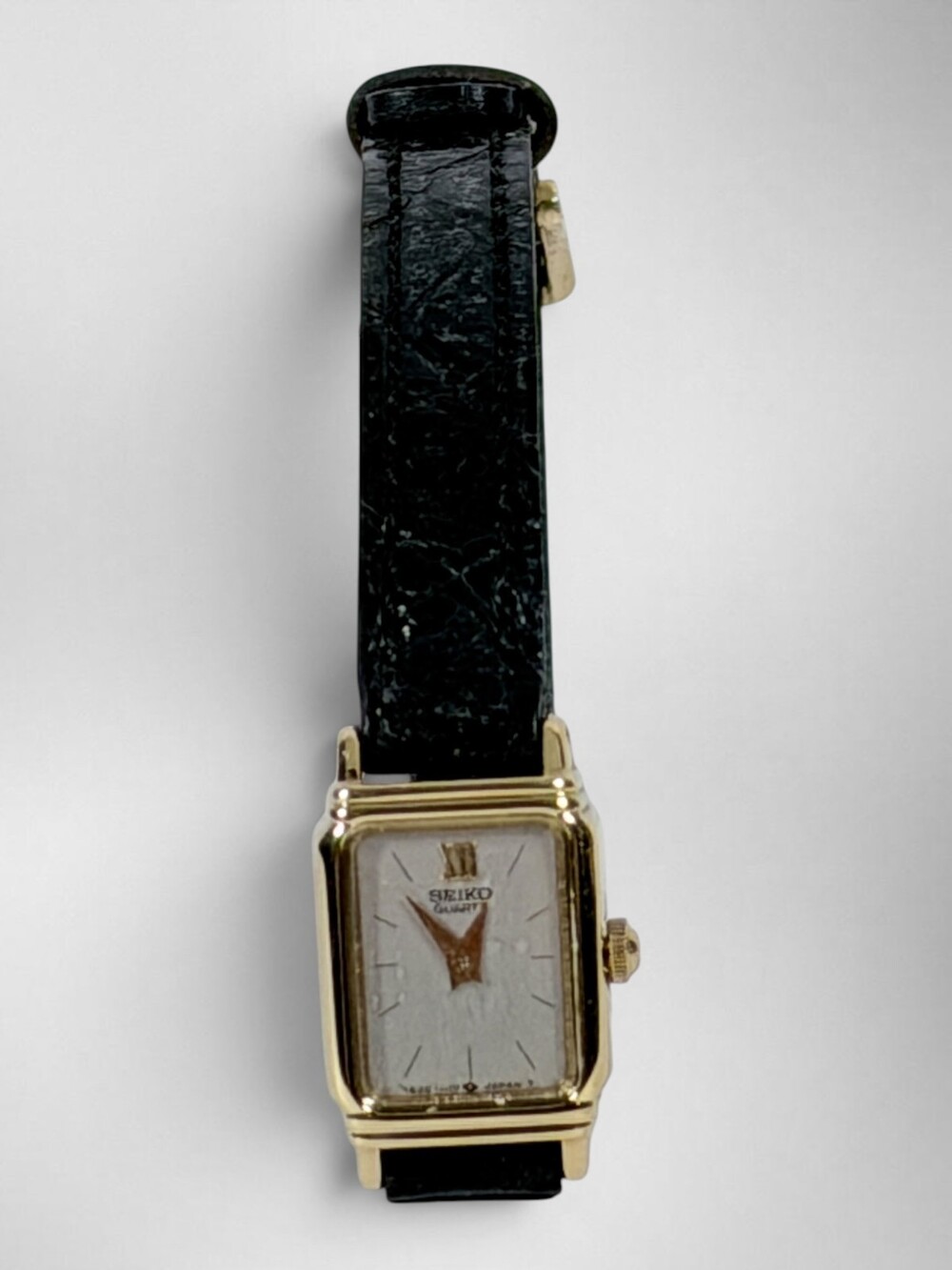 Vintage Seiko Quartz Ladies Watch 1E20-5660 Gold Tone - New Battery, Runs